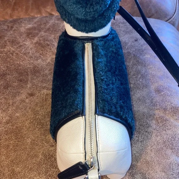 Kate Spade (RARE) Cute Dog-Shaped Handbag with Black Strap - Picture 11 of 11